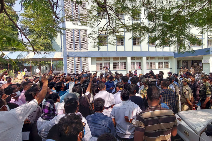 Ke-10 bayi yang meninggal berusia antara beberapa hari hingga tiga bulan. 