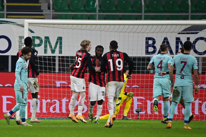 Rafael Leao membuka skor pertandingan, yang diperbesar Franck Kessie usai mengonversi hadiah penalti.