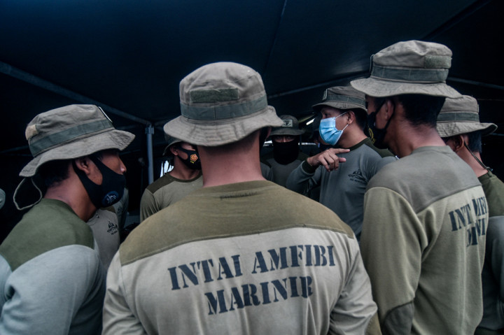 Titik koordinat pencarian pada hari ini pun akan diperluas. Pencarian akan dilakukan di seluruh perairan Pulang Lancang dan Pulau Laki.