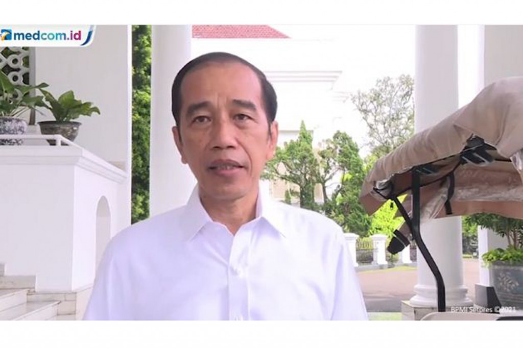 Presiden Joko Widodo menyampaikan dukacita dan bela sungkawa untuk keluarga korban hilangnya pesawat Sriwijaya Air SJ 182 rute Jakarta-Pontianak. Jokowi berharap mereka diberikan kesabaran.