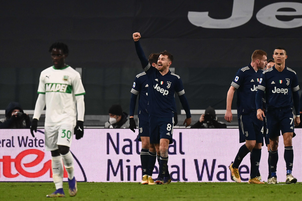 Juve baru bisa mengembalikan keunggulan pada menit ke-82 lewat usaha Aaron Ramsey.