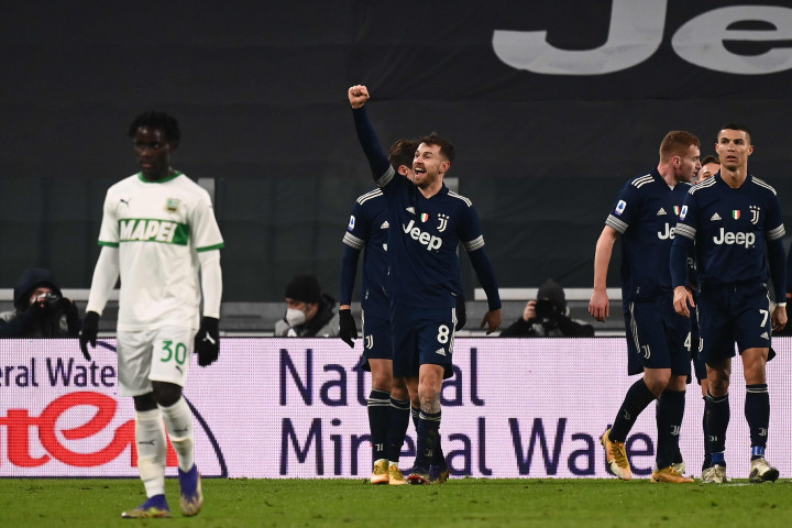 Juve baru bisa mengembalikan keunggulan pada menit ke-82 lewat usaha Aaron Ramsey.