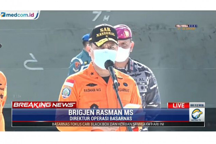 Direktur Operasi Basarnas Brigjen Rasman MS menjelaskan pencarian kali ini akan difokuskan di bawah air. Sehingga dibutuhkan banyak penyelam.