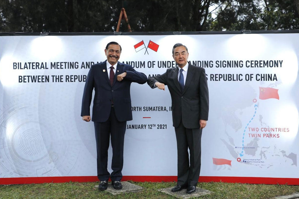 Menko Luhut sendiri memang telah beberapa kali mengundang Menlu Wang Yi untuk berkunjung ke Toba dan melihat langsung keindahan Danau Toba, terlebih Menlu Wang Yi dikenal mempunyai hobi hiking.