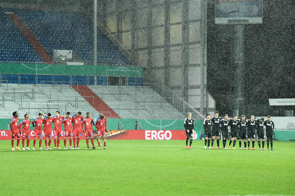 Babak adu penalti dilaksanakan setelah kedua tim bermain imbang 2-2 hingga masa perpanjangan waktu. Kedua tim mengonversi seluruh penalti sebelum pemain Bayern Marc Roca gagal menunaikan tugasnya, sementara Bartels sukses melesakkan bola ke gawang Bayern.