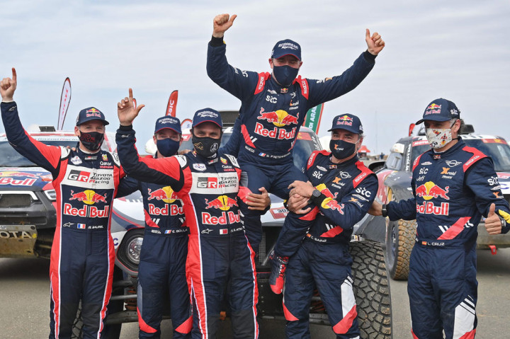 Pterhansel dibantu oleh co-pilot Edouard Boulanger, finis di depan pembalap Toyota asal Qatar Nasser al-Attiyah, sementara pembalap Spanyol Carlos Sainz melengkapi podium.