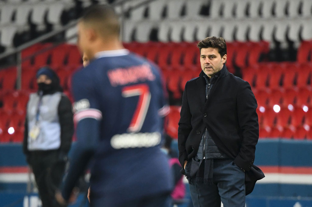 Pochettino mengambil alih kursi pelatih dari Thomas Tuchel dan menandatangani kontrak hingga 30 Juni 2022 dengan opsi tambahan satu tahun. Pochettino pernah bermain untuk PSG dari tahun 2001 hingga 2003.