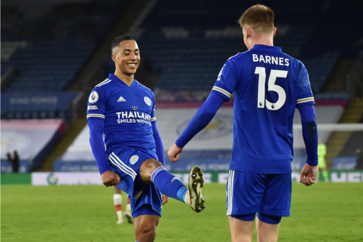 Hasil ini mengantarkan Leicester naik ke peringkat kedua dengan 35 poin dari 18 laga, menggeser Liverpool yang baru punya 33 poin. AFP Photo/Rui Vieria