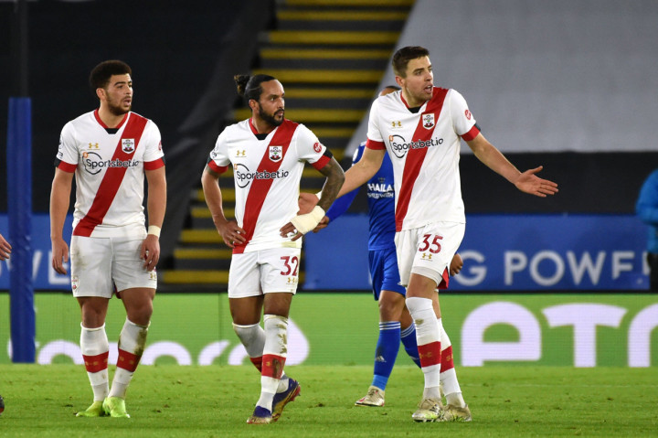 Sementara itu, Southampton yang menelan kekalahan harus rela turun satu peringkat. The Saints, julukan Southampton, saat ini menempati peringkat kedelapan dengan koleksi 29 poin dari 18 laga.