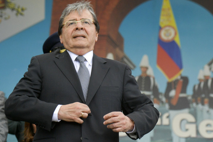 Sementara itu Presiden Kolombia Ivan Duque negatif covid-19. Presiden kerap menjalani tes mengingat tingginya tingkat paparan virus dan padatnya agenda kerja.