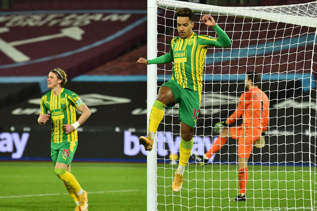 West Brom menyamakan kedudukan pada menit ke-51 lewat tembakan keras Matheys Pereira yang menyusur tanah dari tepi kotak penalti dan masuk ke sudut kiri jauh gawang West Ham.