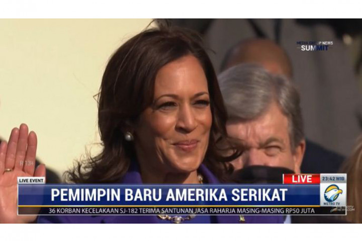 Sementara itu, wakilnya, Kamala Harris, juga mencetak beberapa rekor. Mantan senator 56 tahun itu menjadi wakil presiden perempuan pertama.