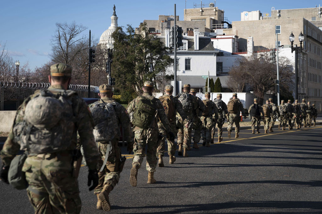 Garda Nasional mengatakan bahwa mereka tidak akan membahas kasus covid-19, tetapi personel mengikuti pedoman Pusat Pengendalian dan Pencegahan Penyakit, termasuk pemeriksaan suhu ketika meninggalkan negara bagian asal dan tiba di kota itu, bersama dengan kuesioner pemeriksaan.