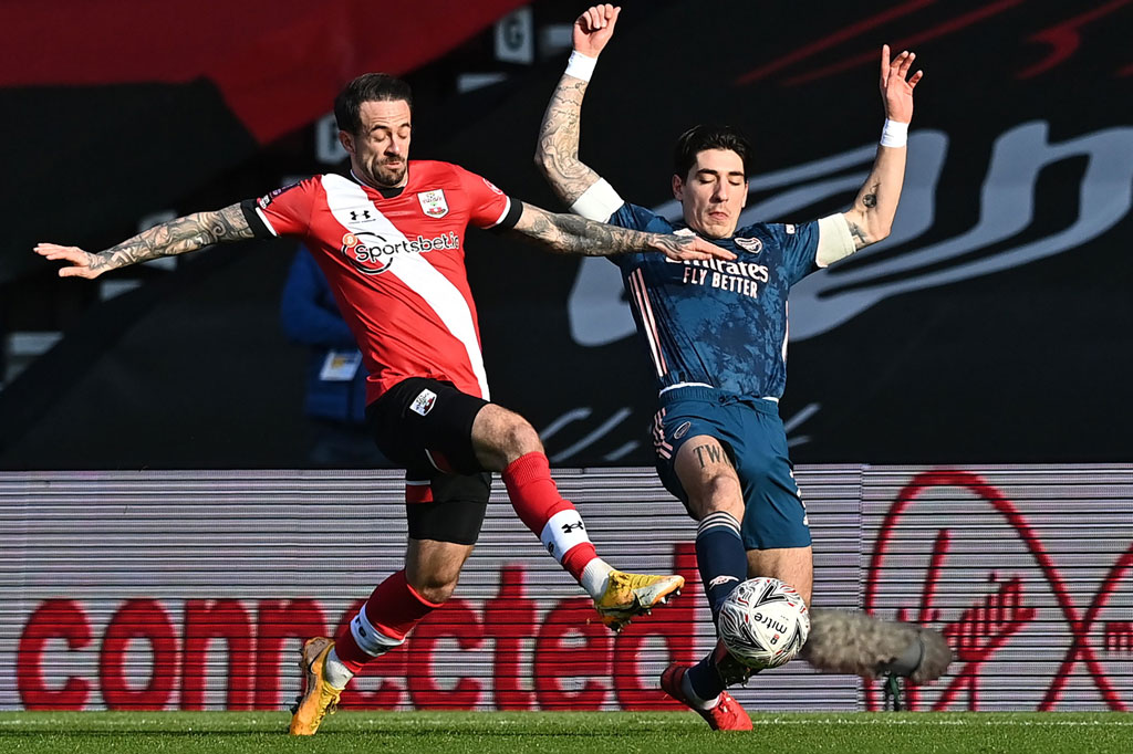 Empat menit kemudian, Southampton hampir menggandakan keunggulan ketika Danny Ings dengan cermat membaca peluang di dalam kotak penalti. Sayang tembakan volinya hanya menghasilkan sepak pojok karena membentur Hector Bellerin.