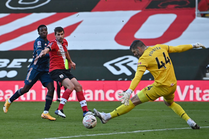 Arsenal terus berusaha untuk menyamakan kedudukan. Pada menit ke-67 Edward Nketiah berpeluang menjebol gawang tuan rumah setelah menerima umpan dari Nicolas Pepe. Sayang tembakan first time-nya masih berhasil ditepis kiper Fraser Forster.