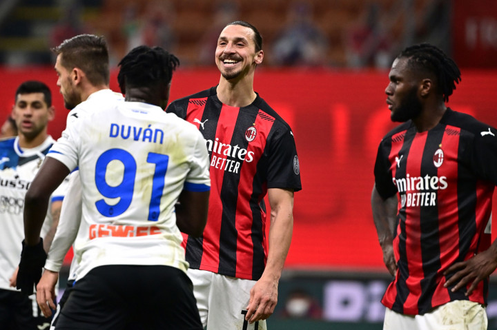 Meski kalah, Milan tetap berada di puncak klasemen dengan 43 poin. Mereka unggul dua poin dari Inter Milan di posisi kedua.
