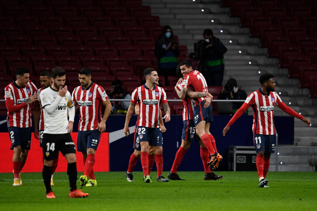 Dengan hasil ini, Atletico mantap bertengger di urutan teratas klasemen sementara LaLiga dengan 47 poin dari 18 laga, unggul 7 angka dari Real Madrid yang sudah bermain 19 kali.