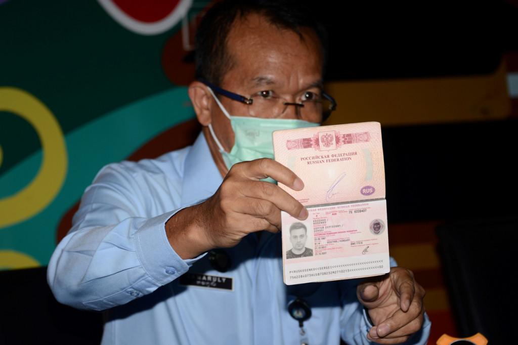 Sederet aksi Sergei Kosenko menjadi sorotan hingga berujung dideportasi oleh Kemenkum HAM Kantor Wilayah Bali. Imigrasi Bali mendeportasi Sergei Kosenko ke negara asalnya pada Minggu, 24 Januari 2021. 