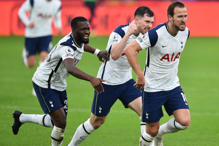 Semenit berselang The Lilywhite memperbesar keunggulan lewat gol Tanguy Ndombele menyelesaikan umpan matang Son Heung-min. Ndombele menuntaskan kemenangan Spurs menjadi 4-1 pada menit ke-90+2.