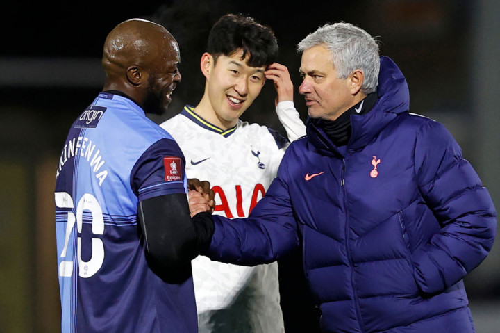Di babak kelima Tottenham akan berhadapan dengan Everton,yang di pertandingan sebelumnya menundukkan Sheffield Wenesday 3-0.