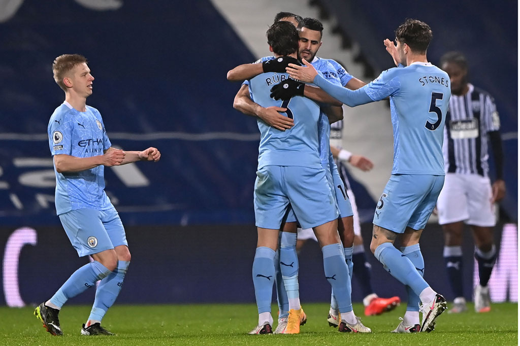 Unggul tiga gol tak membuat City meredakan gelombang serangan mereka dan pada menit kedua 'injury time' babak pertama Riyad Mahrez dengan tenang menjebol gawang tuan rumah dengan sepakan melengkung ke area tiang jauh usai menerima umpan silang Raheem Sterling demi mengubah kedudukan jadi 4-0.