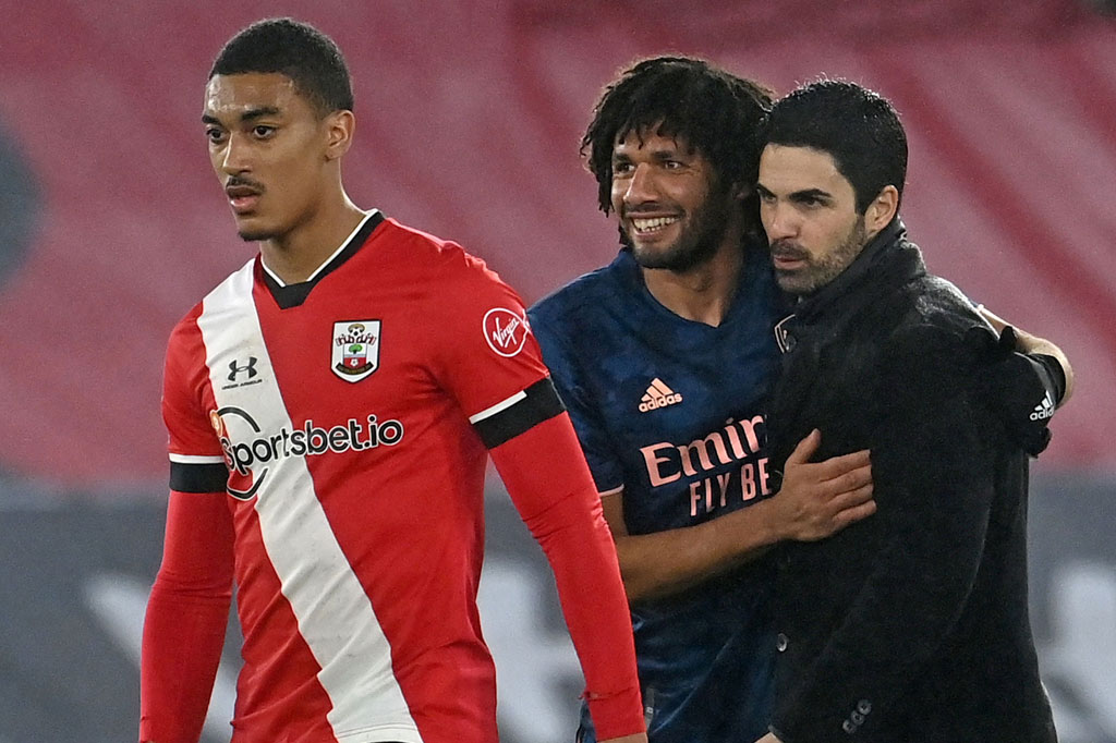 Arsenal, yang meraih kemenangan kelima dalam rentetan enam laga nirkalah, sementara naik ke posisi kedelapan klasemen dengan koleksi 30 poin, termasuk melompati Southampton yang turun ke urutan ke-11 dengan raihan 29 poin.