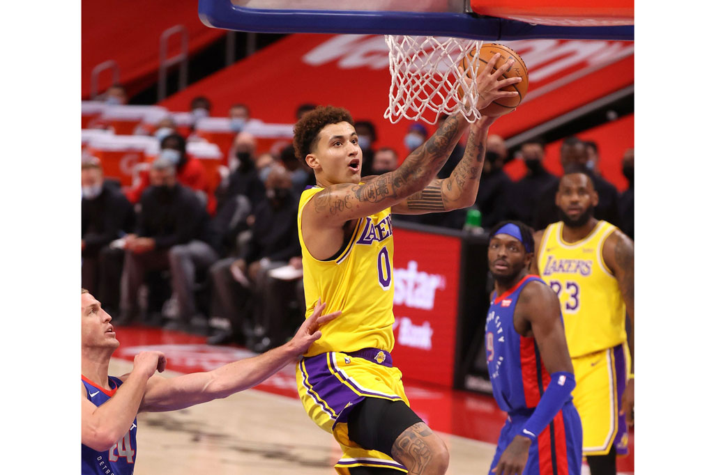 Sementara Kyle Kuzma membuat 22 poin dan 10 rebound, sedangkan Talen Horton-Tucker mempersembahkan 13 poin setelah turun sebagai pemain pengganti.