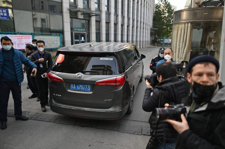 Tim tersebut mulai bekerja pada Kamis, 28 Januari 2021, setelah menjalani masa karantina yang diwajibkan pemerintah setempat. Mereka berencana mengunjungi laboratorium, pasar, dan RS selama dua minggu tersisa di Wuhan, tempat virus korona pertama kali diidentifikasi pada akhir 2019.