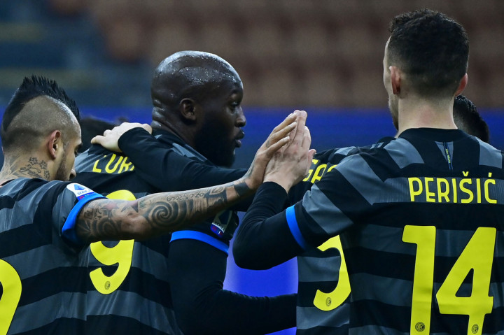 Inter Milan meraih kemenangan 4-0 dari Benevento dalam lanjutan Liga Italia.