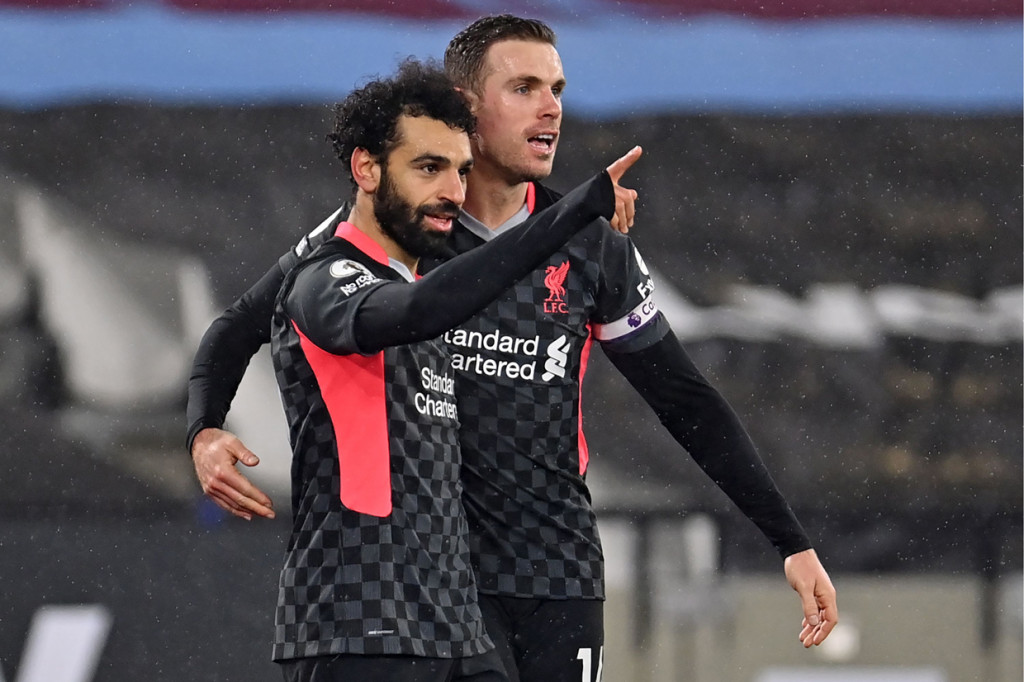 Salah mencetak gol keduanya pada menit ke-67 setelah menyelesaikan skema serangan balik sempurna yang menjadi senjata Liverpool selama beberapa musim terakhir. AFP Photo/Justin Setterfield