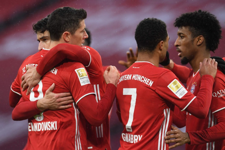 Bayern Munich kembali meraih hasil maksimal di laga lanjutan Liga Jerman 2020-2021. Die Roten menggilas Hoffenheim 4-1, dalam laga yang berlangsung di Allianz Arena, Sabtu, 30 Januari 2021.
