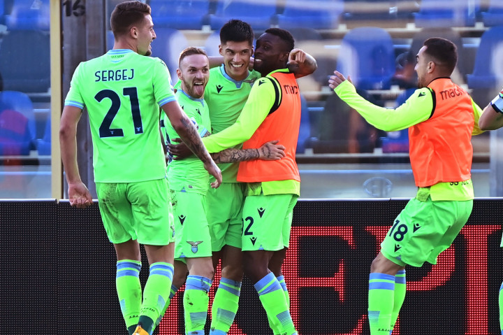 Joaquin Correa melakukan selebrasi usai mencetak gol ke gawang Atalanta.