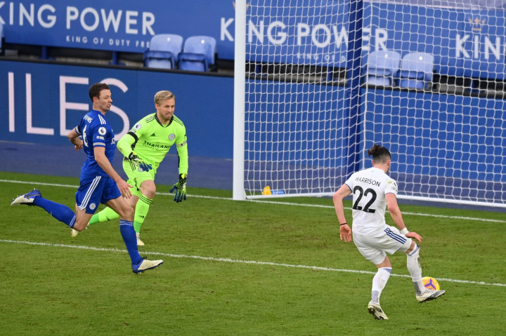 Jack Harrison saat mencetak gol ke gawang Leicester City. AFP Photo/Michael Regan