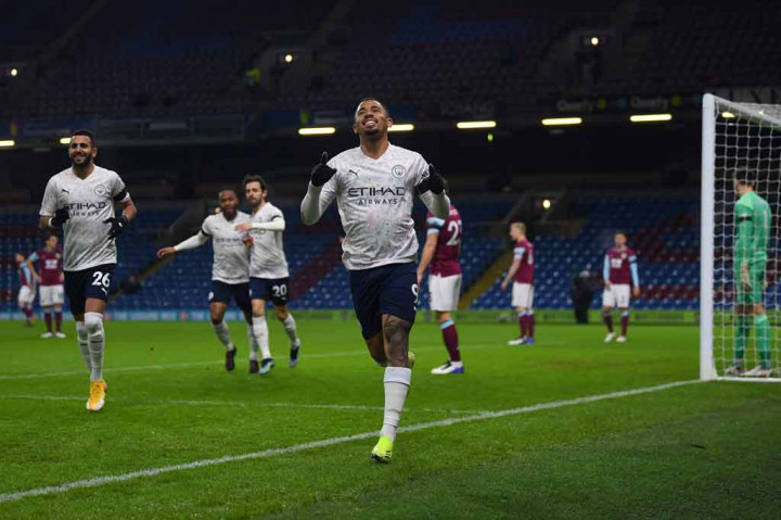 Gabriel Jesus melakukan selebrasi usai menjebol gawang tuan rumah yang dikawal kiper Nick Pope.