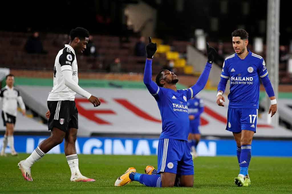 Kelechi Iheanacho melakukan selebrasi usai mencetak gol ke gawang tuan rumah.