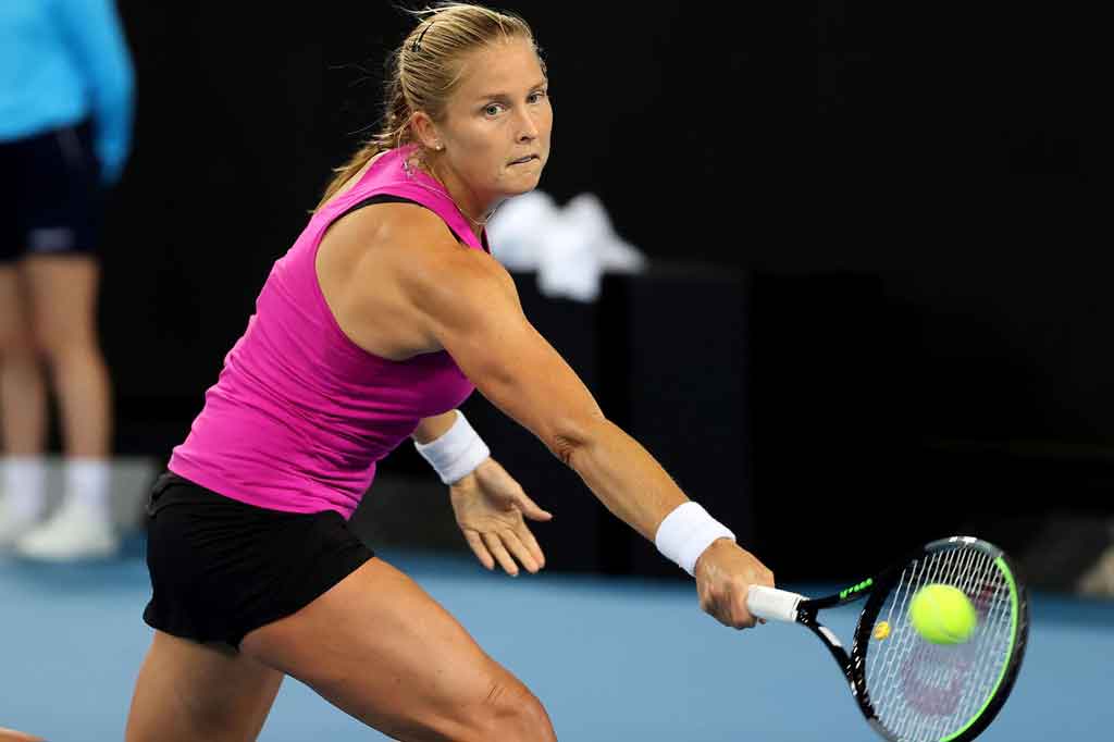 Dia mendapat break di game ke-12, tetapi servisnya sempat gagal pada set kedua. Dan Shelby Rogers, petenis asal Amerika, memaksa break dua kali.