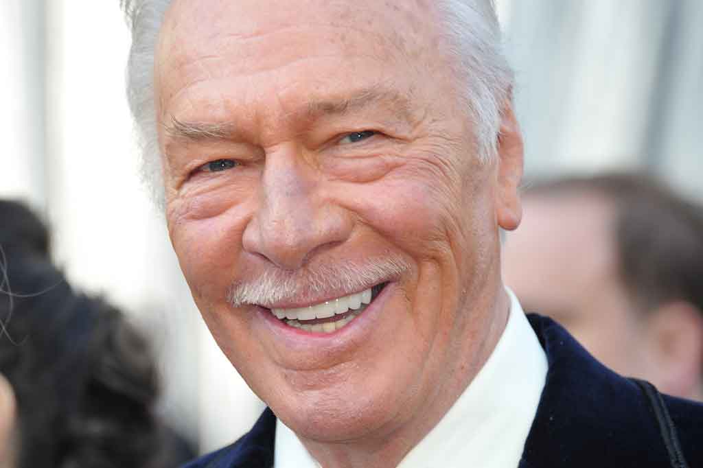 Aktor veteran Kanada Christopher Plummer, yang tampil apik dalam film 'The Sound of Music' dan memenangkan Oscar di usia senja, meninggal dunia pada Jumat, 5 Februari 2021 waktu setempat. Plummer meninggal di usia 91 tahun.