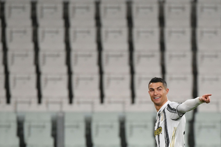 Juventus menutup babak pertama dengan keunggulan 1-0 berkat gol Cristiano Ronaldo pada menit ke-13.