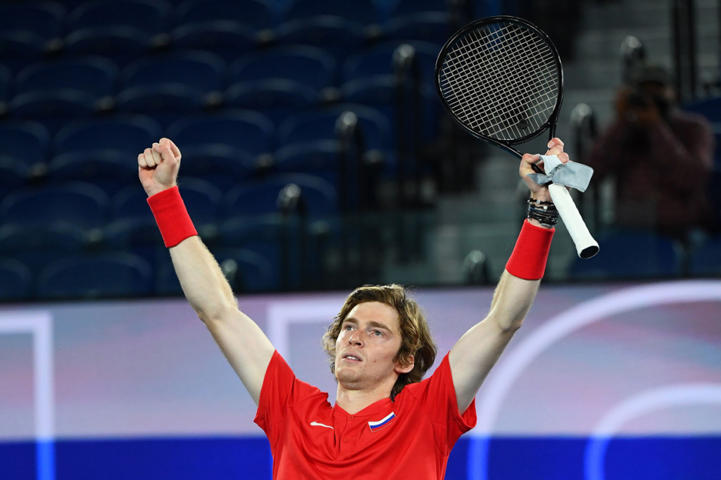 Di laga final, Rusia menjadi juara setelah Rublev mengalahkan Fabio Fognini 6-1 dan 6-2 dalam tempo 61 menit. AFP Photo/William West