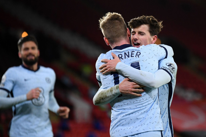 The Blues membuka keunggulan di akhir babak pertama berkat gol Mason Mount. AFP Photo/Clive Mason
