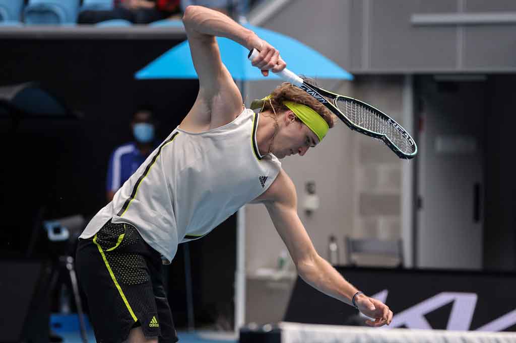 Berbagai cara dilakukan oleh para petenis untuk melampiaskan frustrasi dan emosi mereka saat bertanding di lapangan. Ada yang berteriak dan ada juga yang sering membanting raket miliknya. Seperti halnya yang dilakukan petenis Jerman Alexander Zverev.