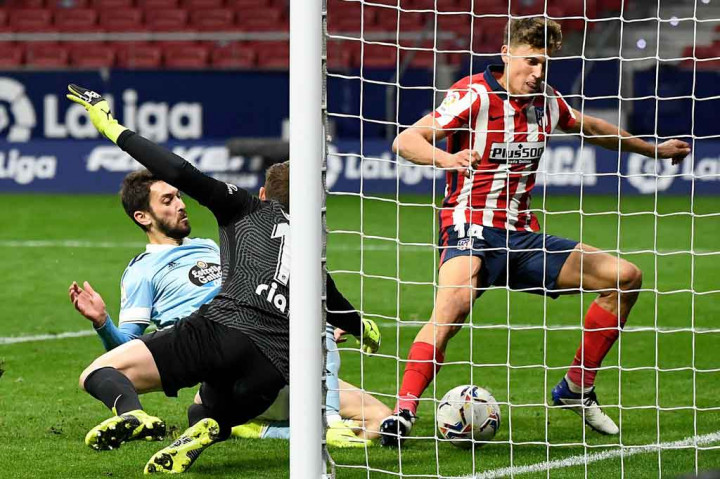 Namun kemenangan di depan mata tuan rumah sirna semenit menjelang bubaran setelah ugusto Solari bisa menembus pertahanan Atletico dan mengirimkan umpan tarik yang diselesaikan sempurna oleh Facundo Ferreyra untuk menyamakan kedudukan menjadi 2-2.