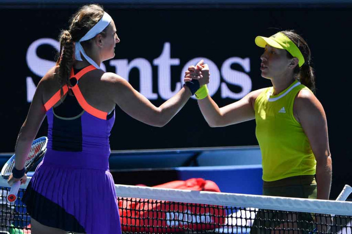 Azarenka menyerah 7-5, 6-4 dari petenis Amerika Serikat Pegula, dalam waktu 1 jam 39 menit.