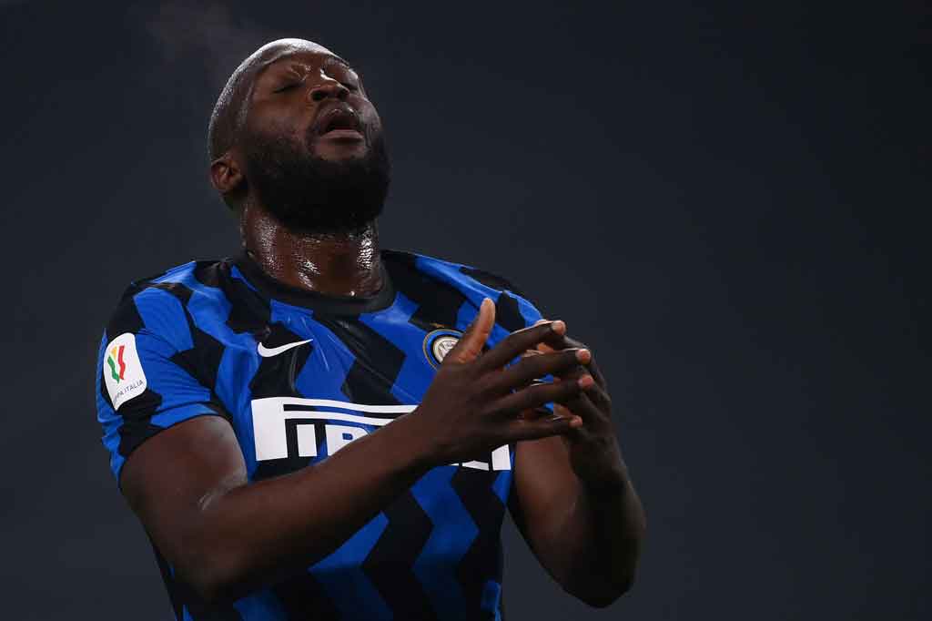 Pada menit ke-25, Nerrazurri hampir mengemas gol dari situasi tendangan bebas, namun Romelu Lukaku gagal menyambar umpan silang Christian Eriksen.