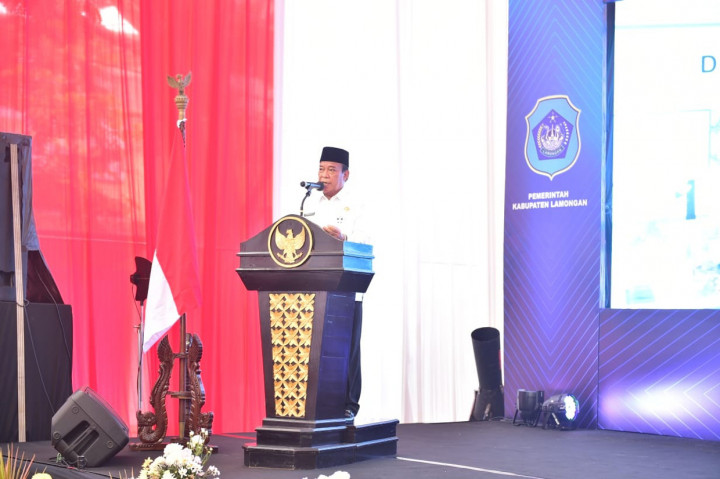 Bupati Lamongan Fadeli mengaku gedung MPP ini terakomodir 225 jenis layanan dari 34 instansi. Di antaranya 18 unit dari perangkat daerah, 7 unit dari lembaga sektoral seperti Polres, Kejaksaan, Pengadilan, Kemenag, KPP Pratama, BPS, BPN. Lainnya adalah 6 unit dari BUMN seperti BPJS, PLN, POS, Telkom dan Samsat, 2 unit dari perbankan serta 1 unit dari BUMD (PDAM).