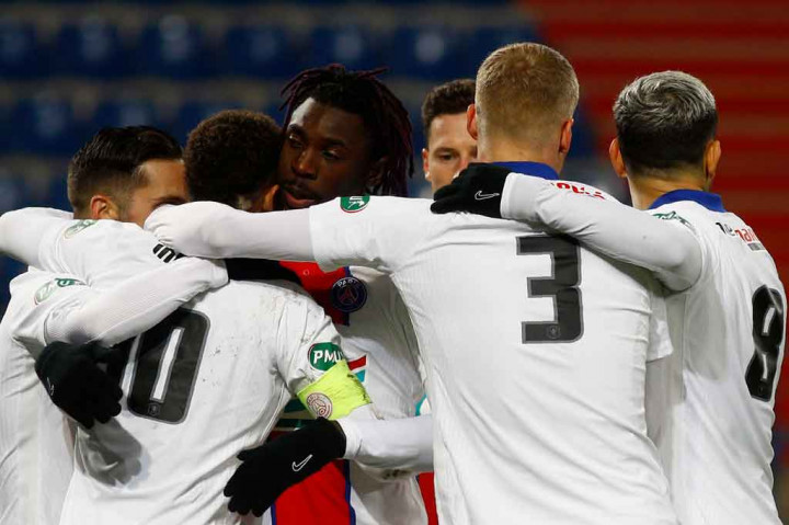 PSG mencetak gol tepat setelah babak kedua dimulai pada menit ke-49 berkat tendangan Moise Kean, usai menerima umpan dari Neymar.