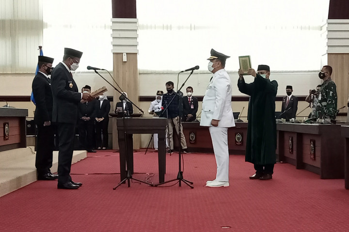 Hadir pada acara pelantikan tersebut, Wakil Gubernur Sulsel, Pangdam Hasanuddin, dan seluruh tamu undangan baik yang hadir secara langsung maupun secara virtual.