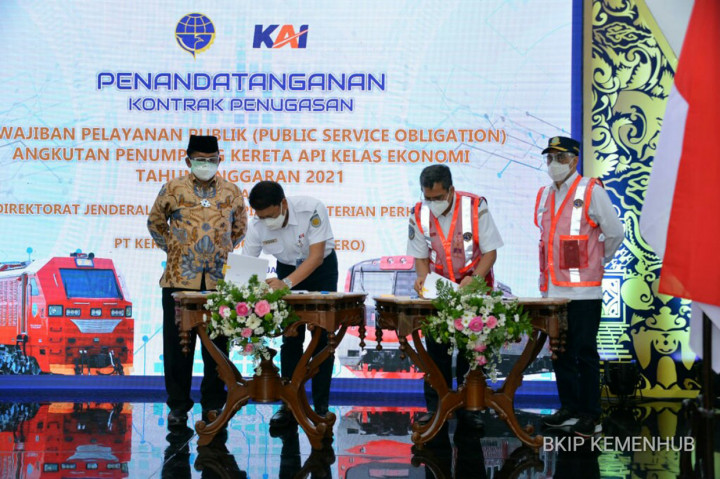 Pemberian subsidi ditandai dengan penandatanganan kontrak penyelenggaraan kewajiban pelayanan publik (public service obligation/PSO) angkutan penumpang KA kelas ekonomi oleh Direktur Jenderal Perkeretaapian Kemhub Zulfikri dan Direktur Utama PT KAI Didiek Hartantyo di Stasiun Tugu Yogyakarta, pada Minggu, 14 Februari 2021, yang disaksikan langsung oleh Menteri Perhubungan (Menhub) Budi Karya Sumadi.