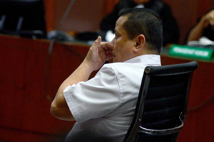 Jaksa meyakini Napoleon telah menerima suap USD 370 ribu dan 200 ribu dolar Singapura dari Djoko Tjandra.