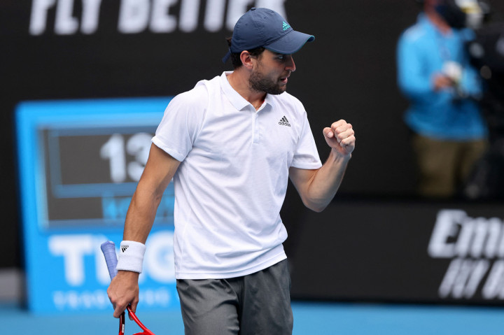 Petenis Rusia Aslan Karatsev memastikan diri melaju ke semifinal Australia Open 2021, usai mengalahkan Grigor Dimitrov. AFP Photo/Brandon Malone
